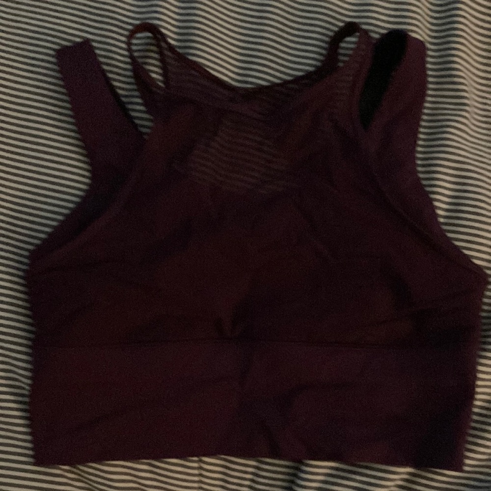 Lululemon purple sports bra size 6